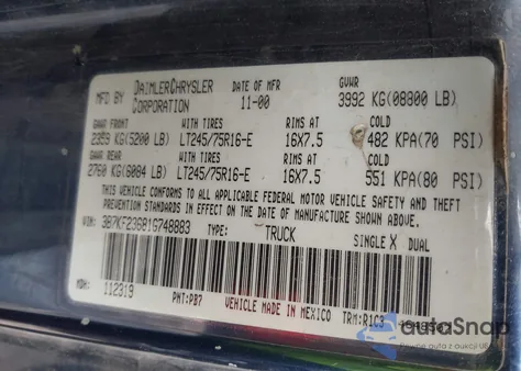 2001 Dodge Ram 2500 St z USA, uszkodzony, nr VIN 3B7KF23681G748883